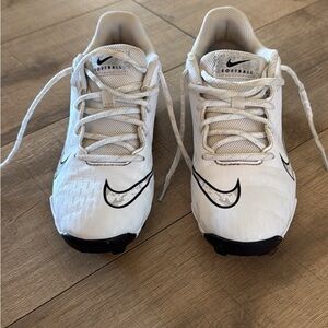 Nike White Softball Cleats with Black Swoosh